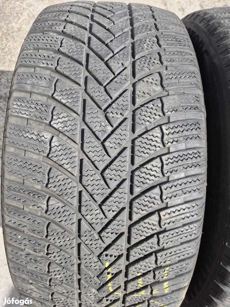 275/45R20 Bridgestone LM005