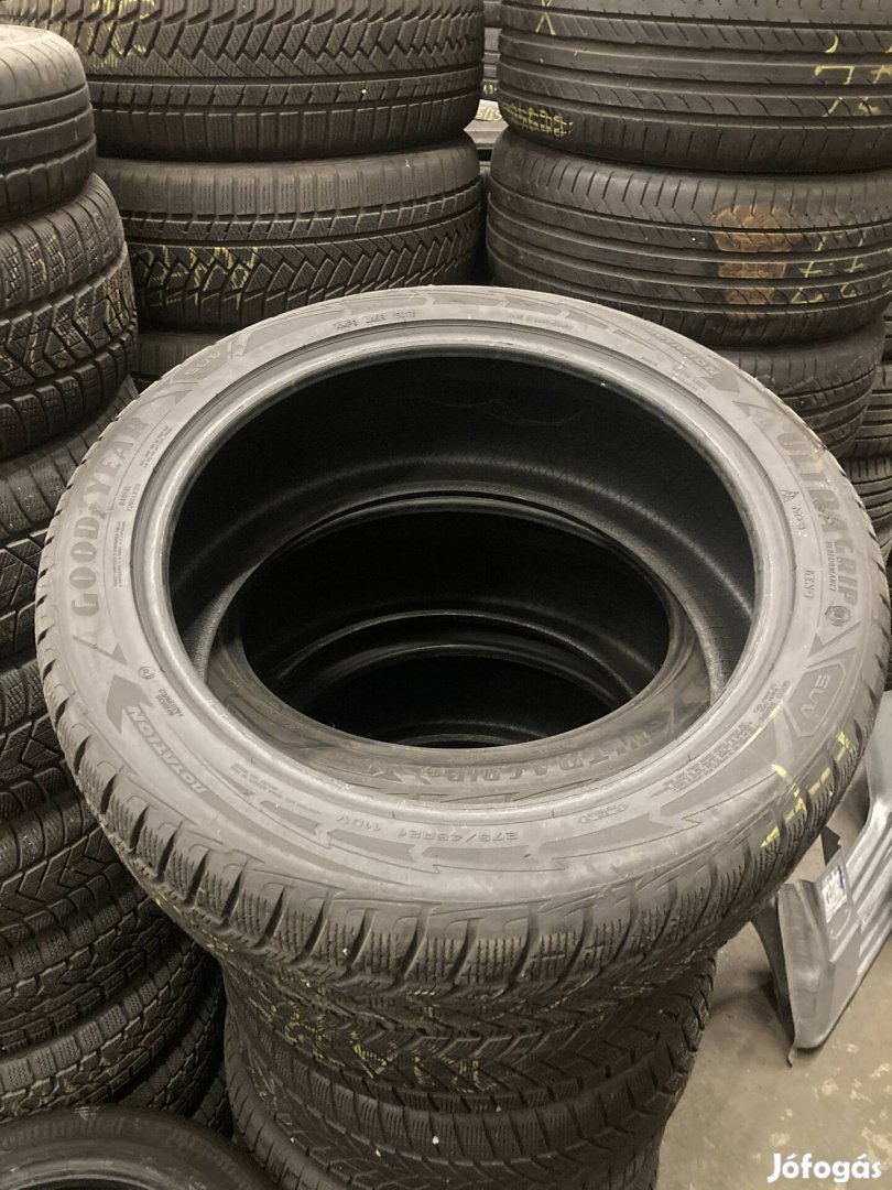 275/45R21 téli gumi