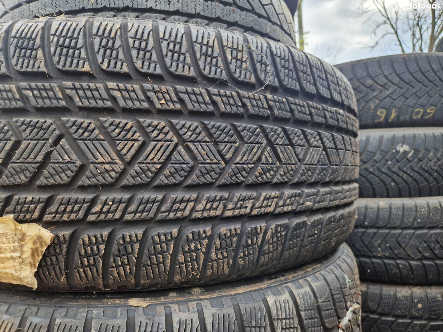 275/45-21  /315/40-21 Pirelli teli garnitúra