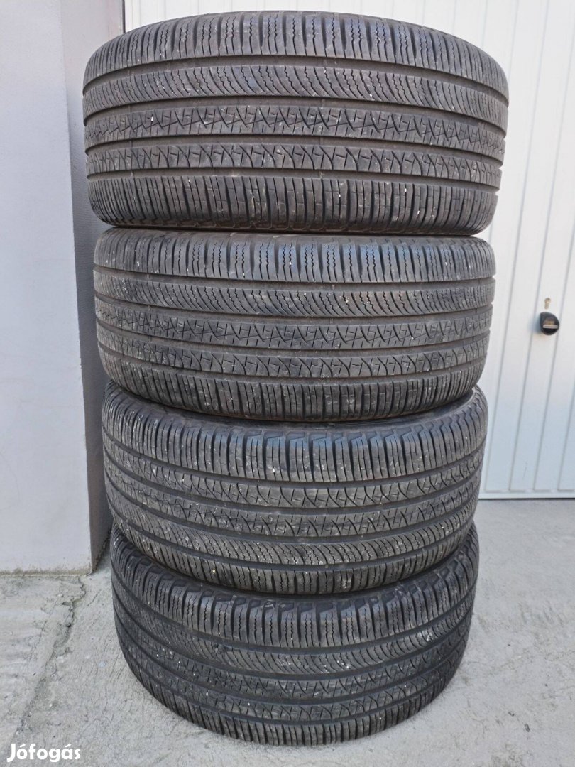 275 45 21 pirelli 275/45 R 21 4évszakos gumi garnitura