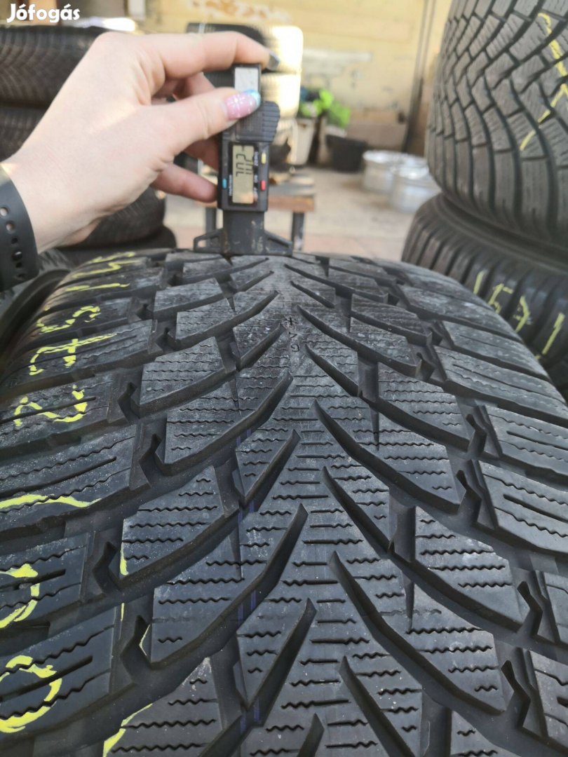 275/45 R20 Nokian téli gumi 150000ft a 4db/60/