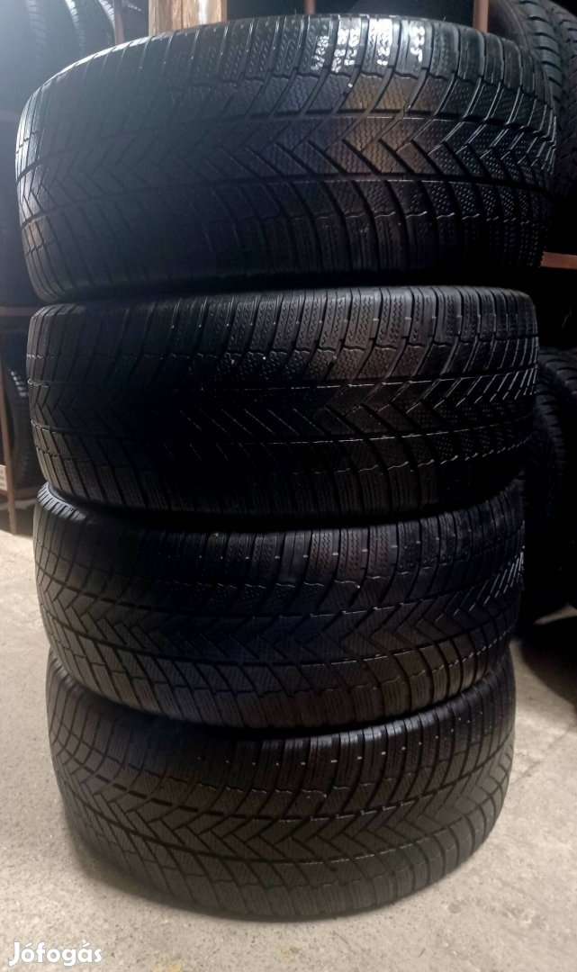 275/45r21 275/45 r21 téli 4db 