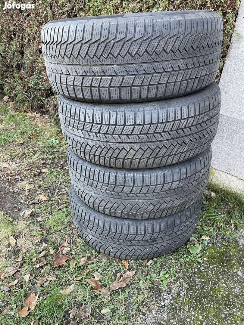 275/50 r20 téli