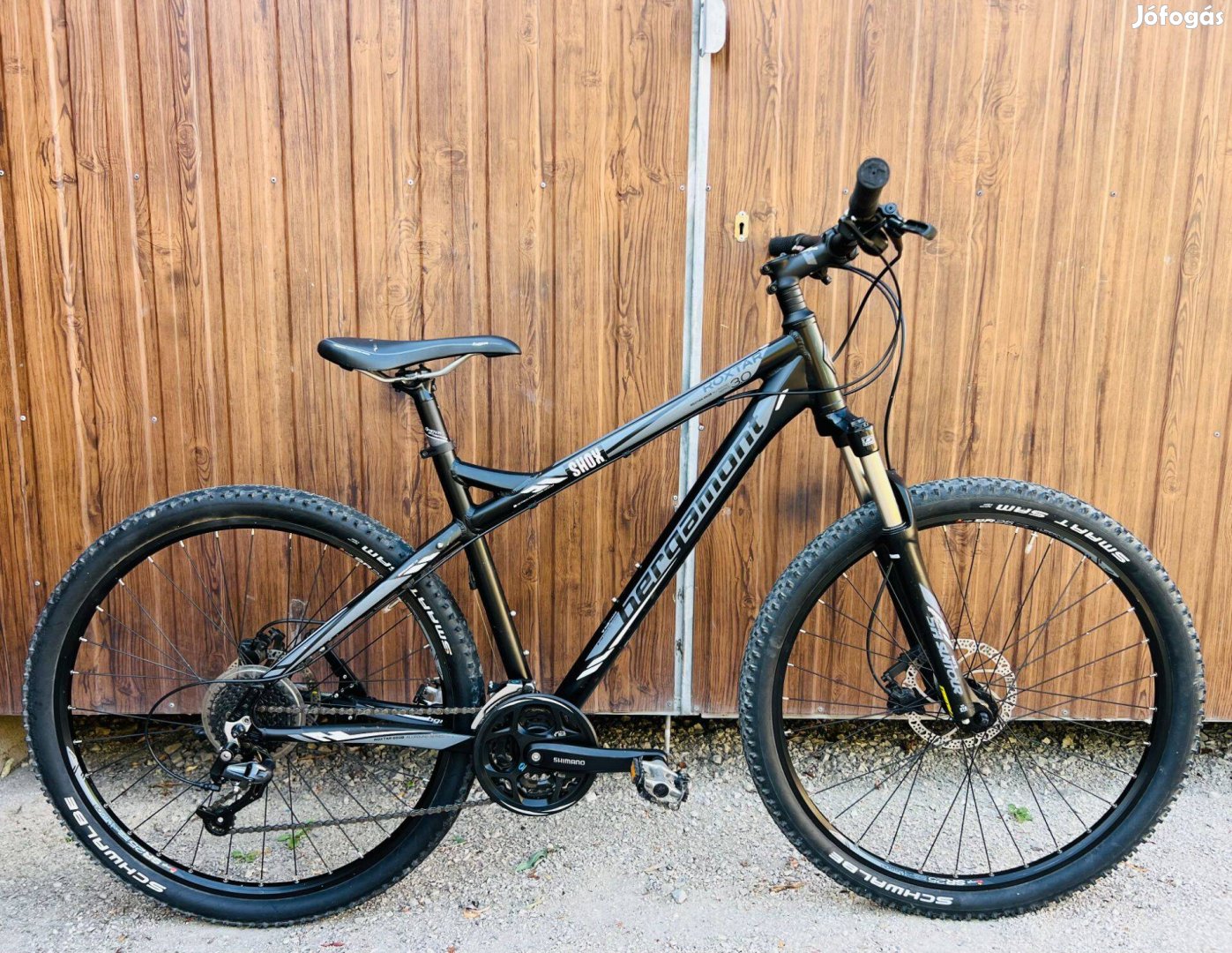 27,5" Bergamont aluvázas kerékpár Gyönyörű áll!Shimano/3x8s/Hidrfék