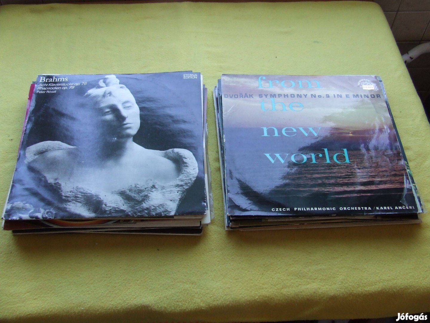 27 darabos bakelit lemezcsomag eladó!