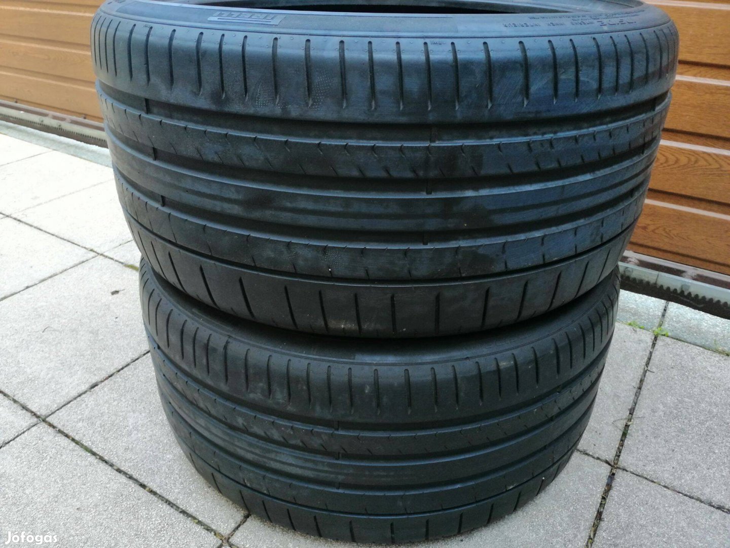 285 30 22 pirelli 285/30 R 22 nyári gumi 2 db