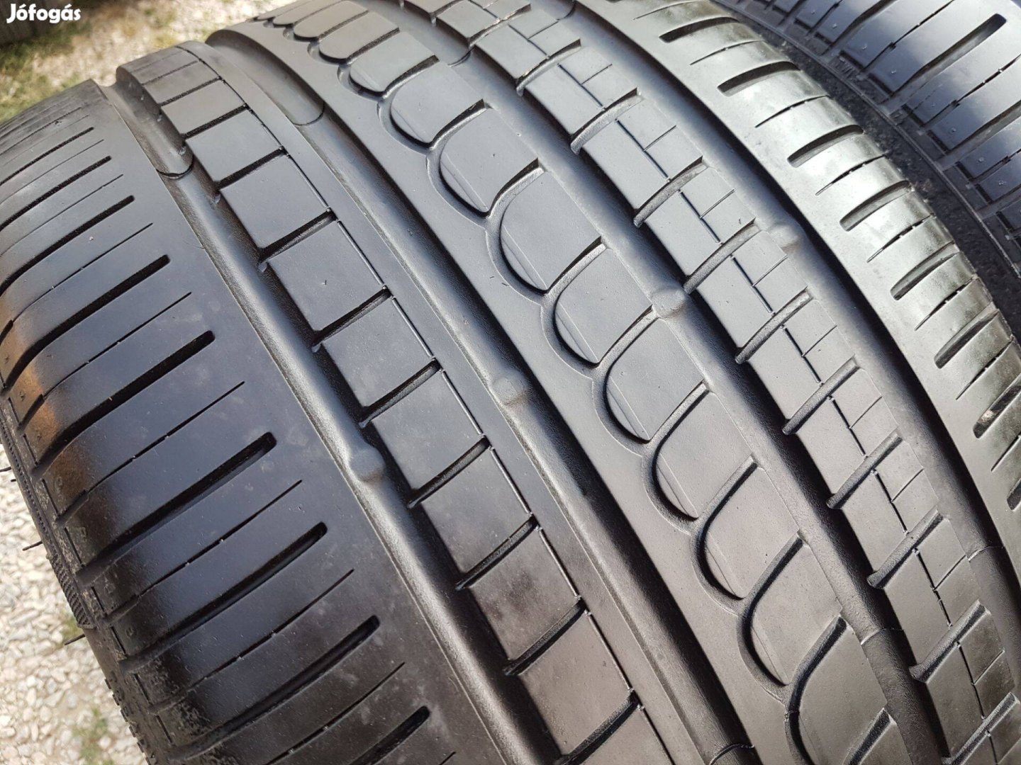 285/30 R18 nyári gumi 2db Pirelli DOT2020