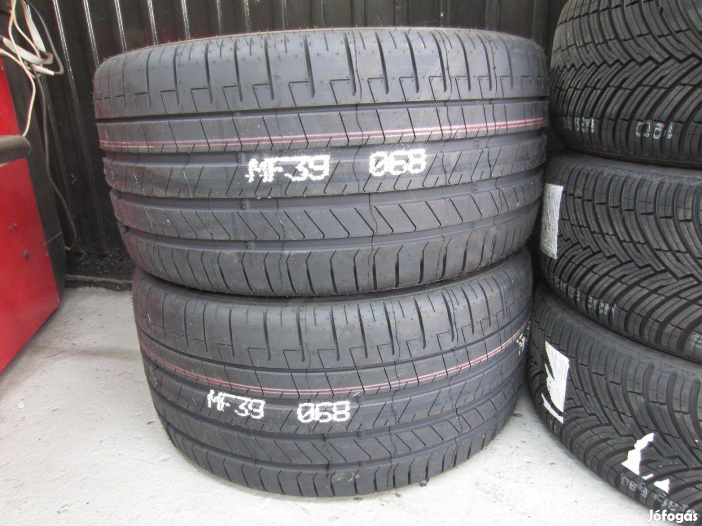 285/30 R22 Pirelli Pzero 104Y