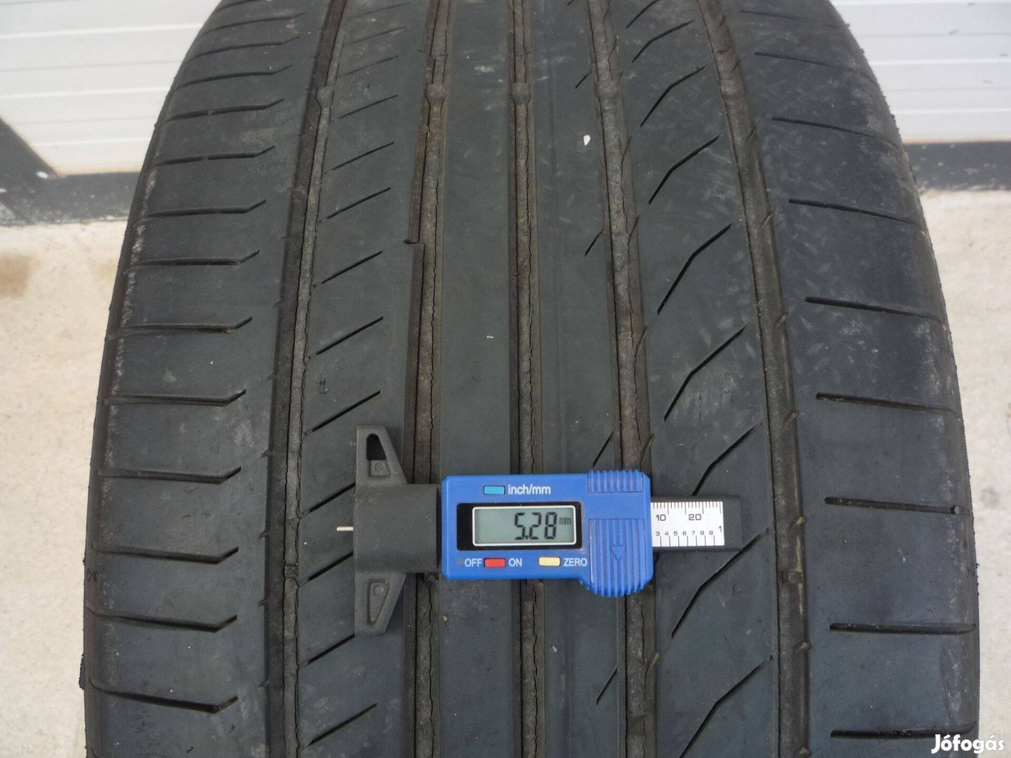 285/35R21 Continental nyári gumi 2db eladó!