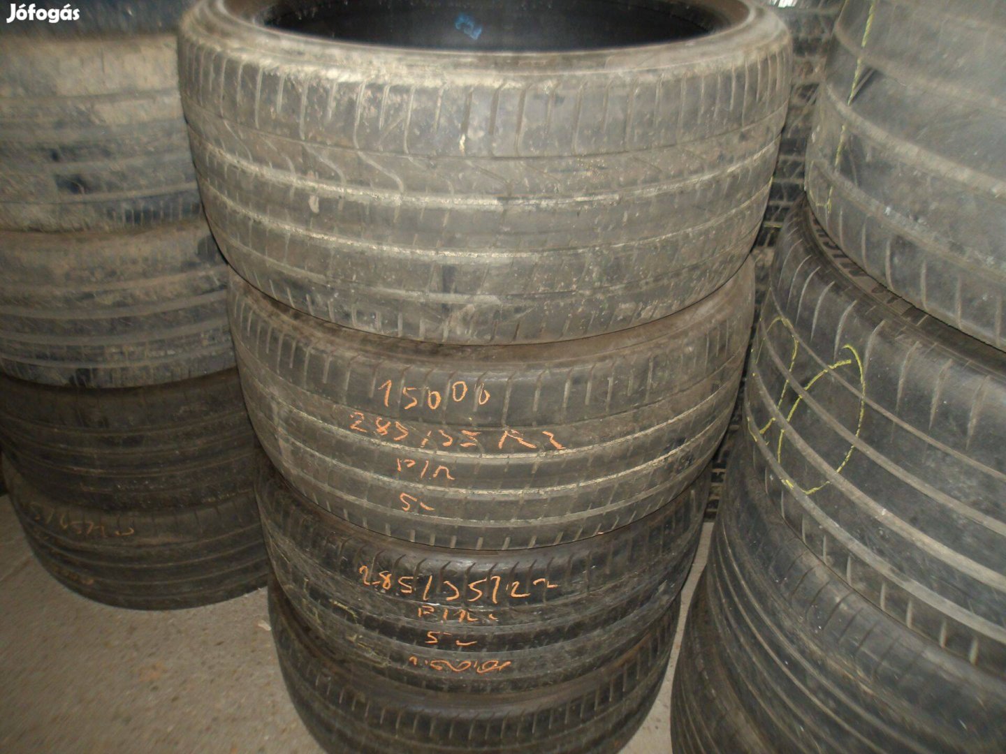 285/35r22 Pirelli nyári gumi ajándék szereléssel