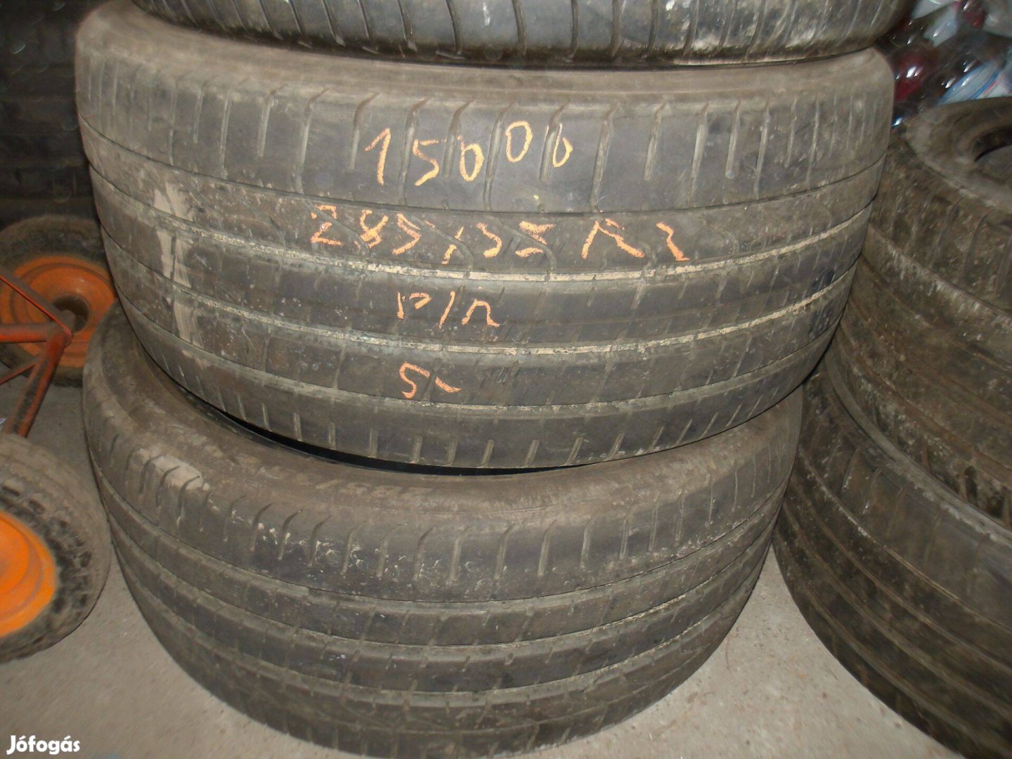 285/35r22 Pirelli nyári gumi ajándék szereléssel