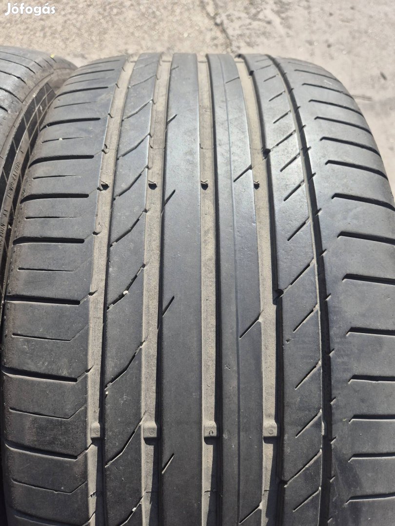 285/40R21 Continental