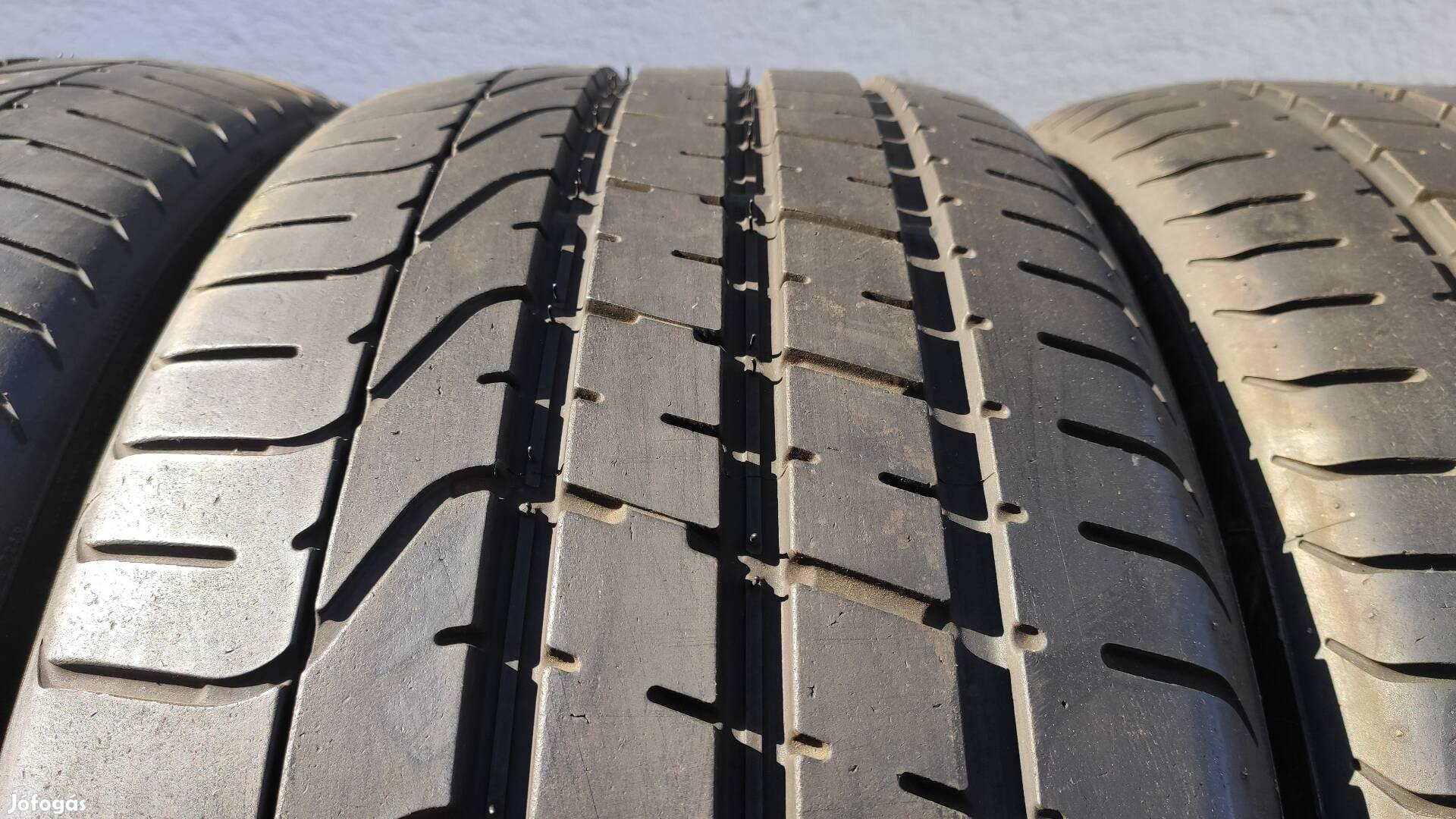 285/40R22 285/40 R22 285/40 22 285/40/22