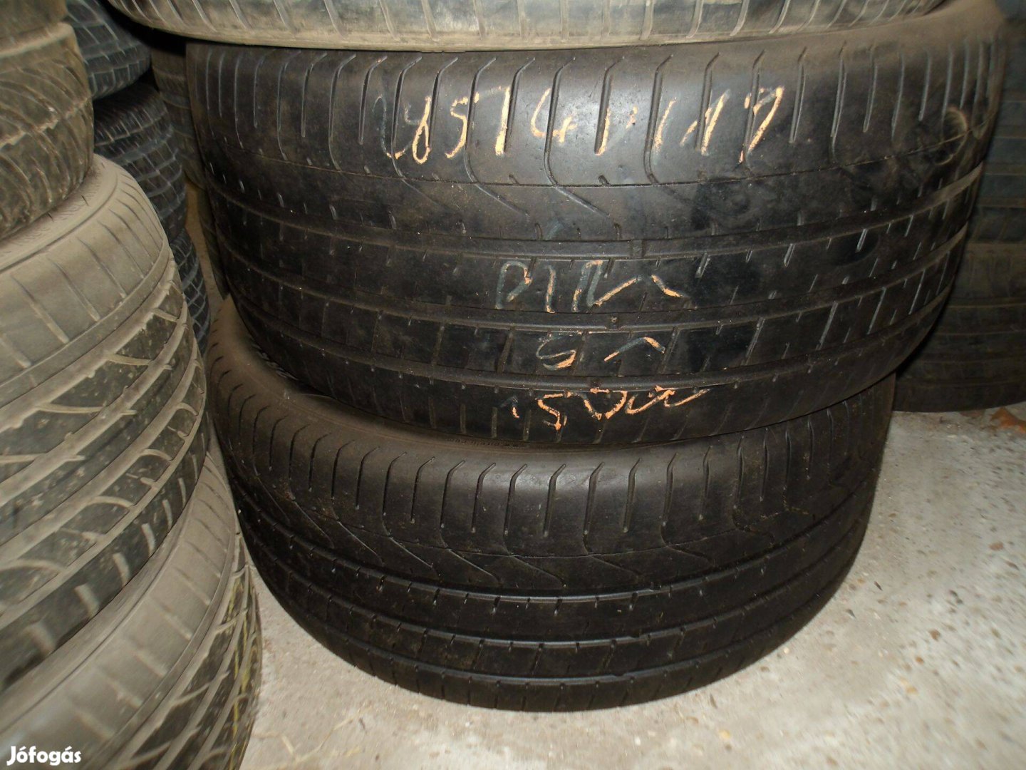 285/40r19 Pirelli nyári gumi ajándék szereléssel