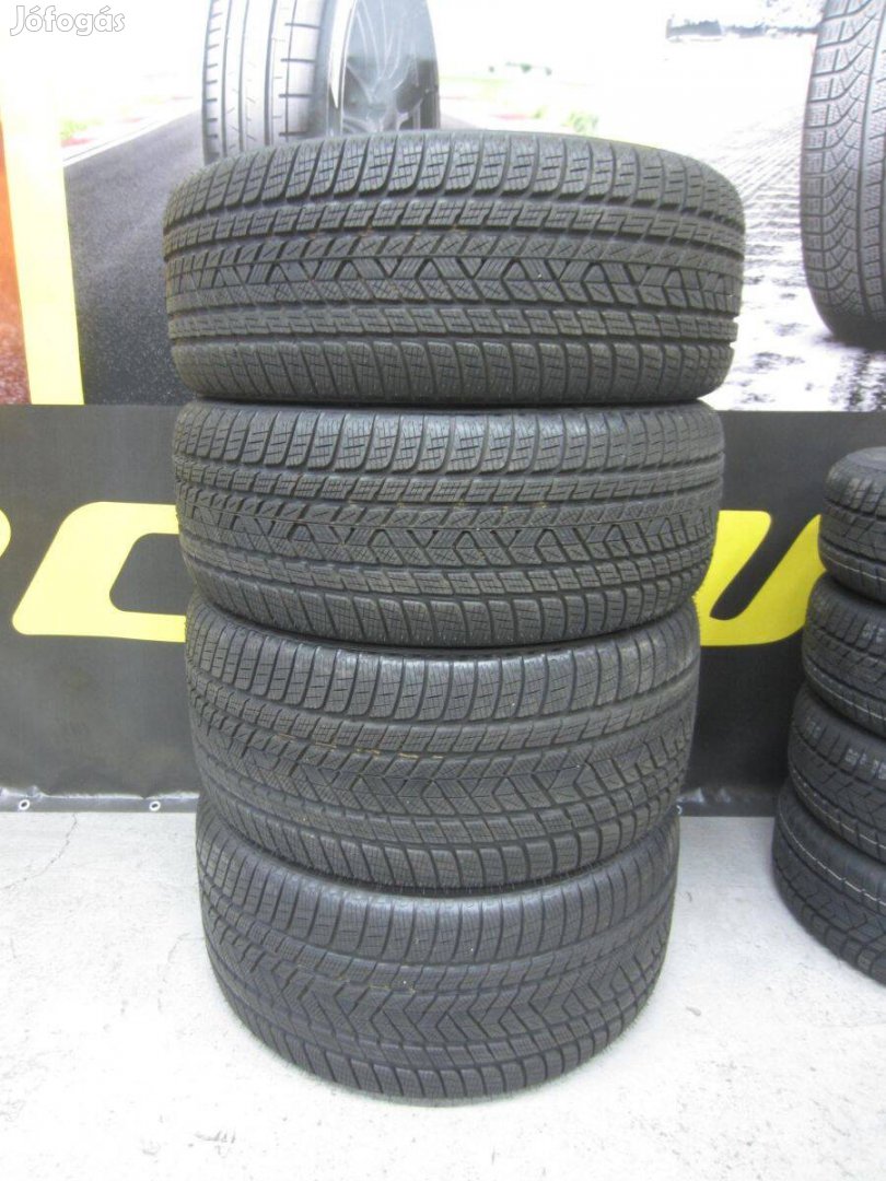 285/45/325/40 R22 Pirelli SC Winter 114V