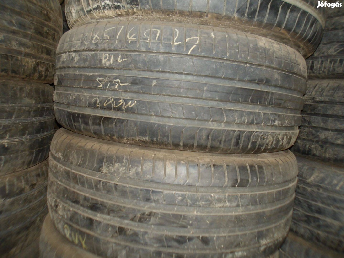 285/45r21 Pirelli nyári gumi ajándék szereléssel