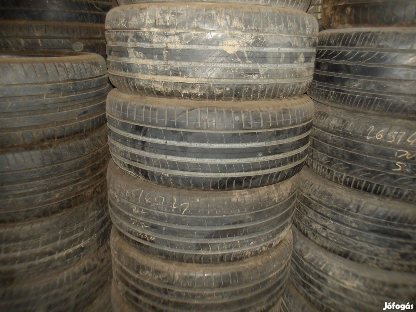 285/45r21 Pirelli nyári gumik ajándék szereléssel
