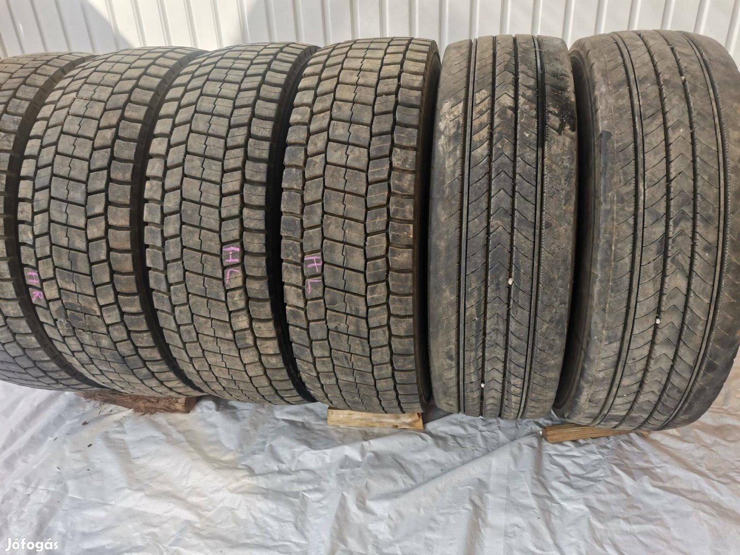 285/70R19,5 Bridgestone teherabroncs