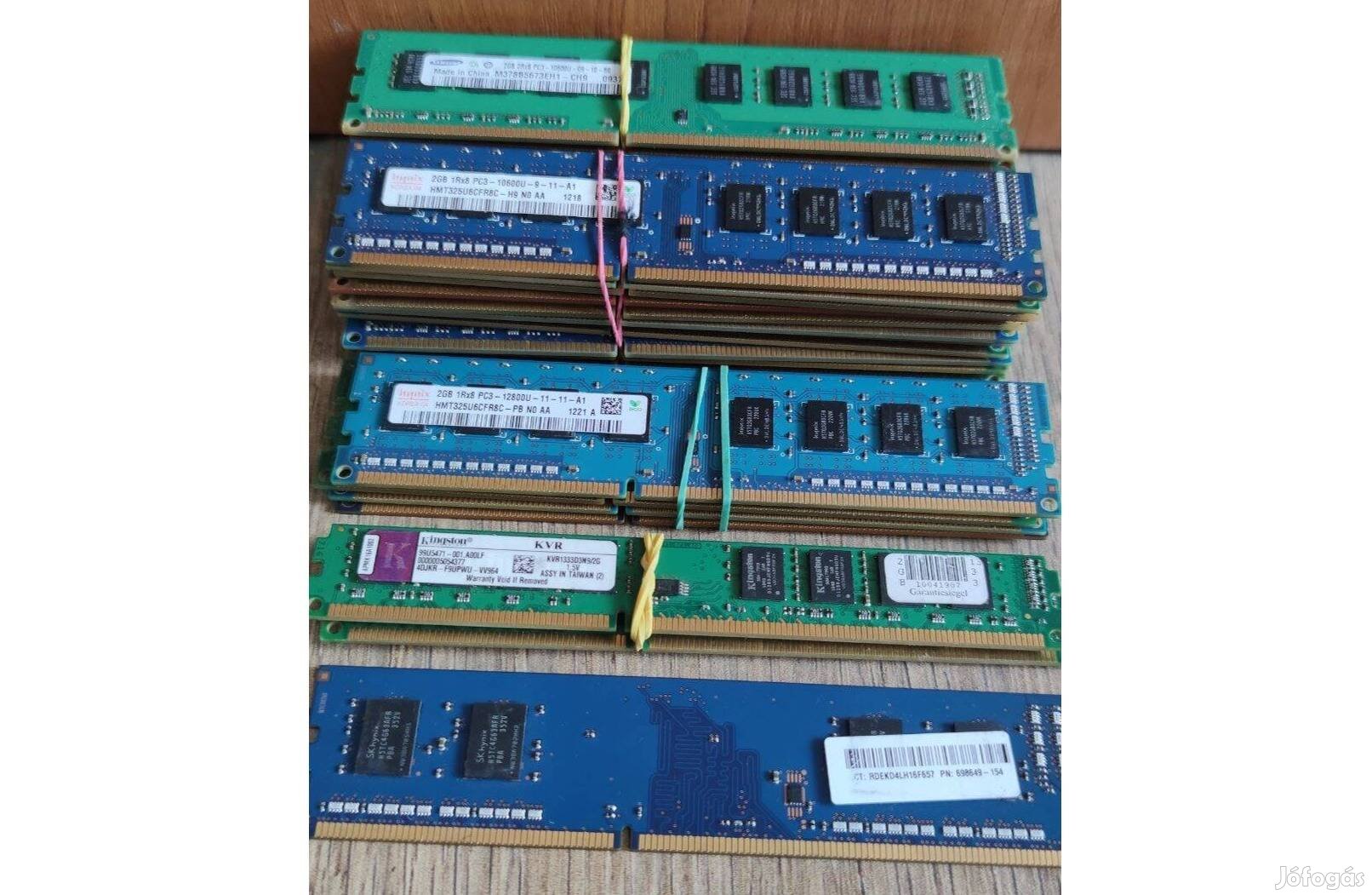 28 Db tesztelt 2GB-os DDR3 PC Ram memória modul egyben 10e Ft