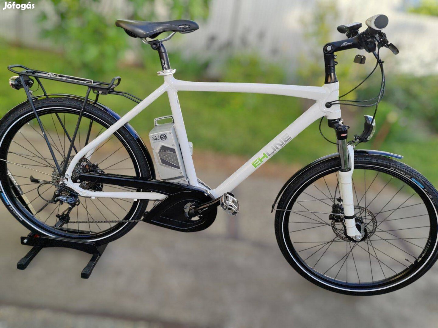 28 EH LINE elektromos ebike trekking városi kerékpár
