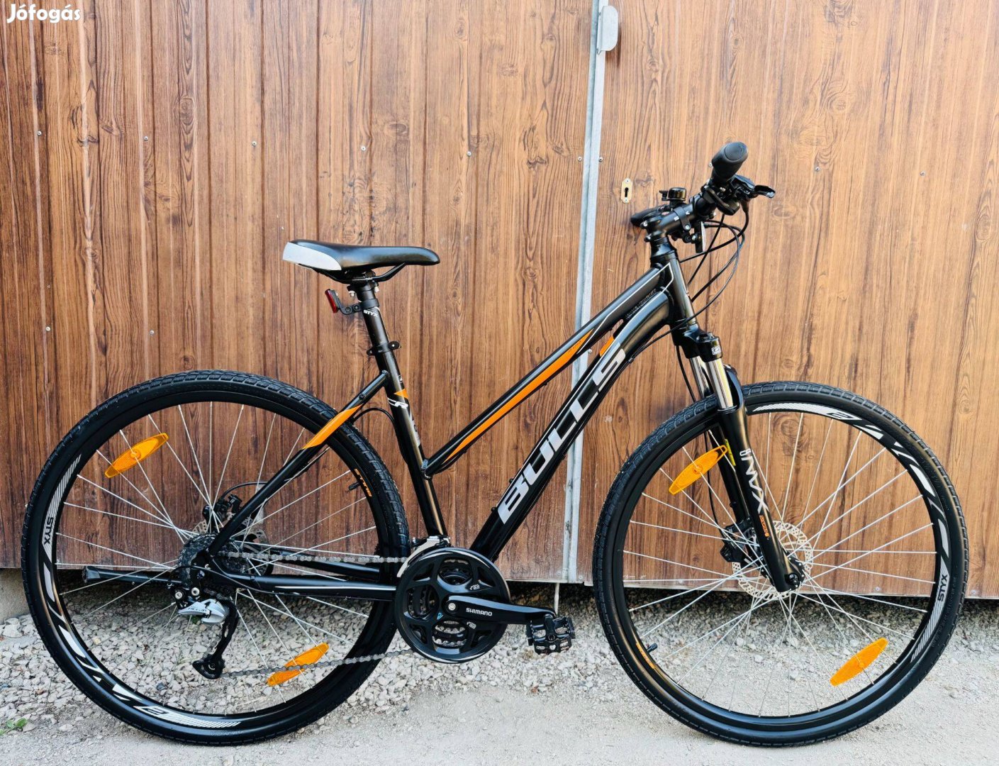 28 Bulls aluvázas Crosstrekking kerékpár Újszerű!Shimano3x8s