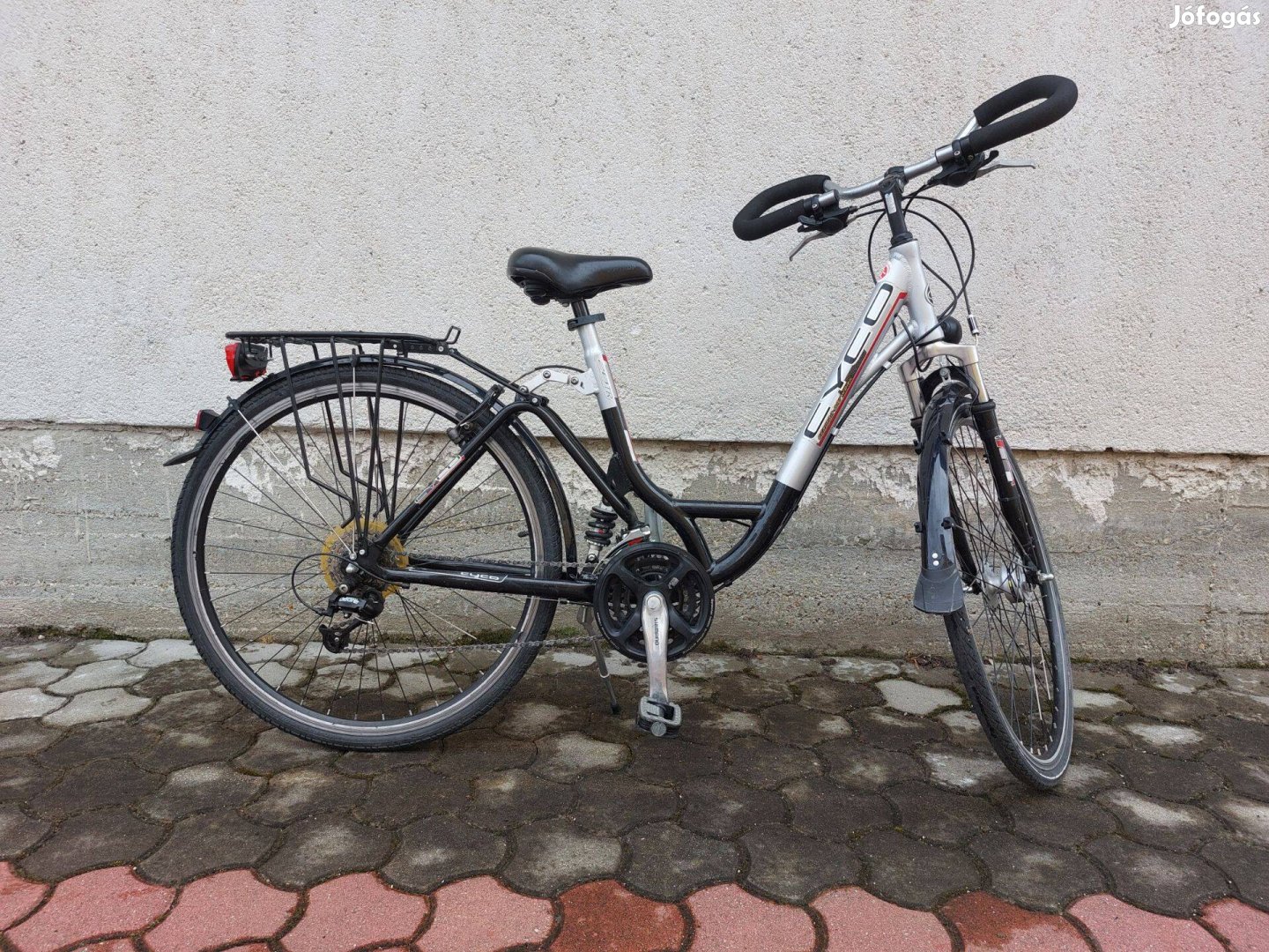 28" Cyco nő trekking kerékpár