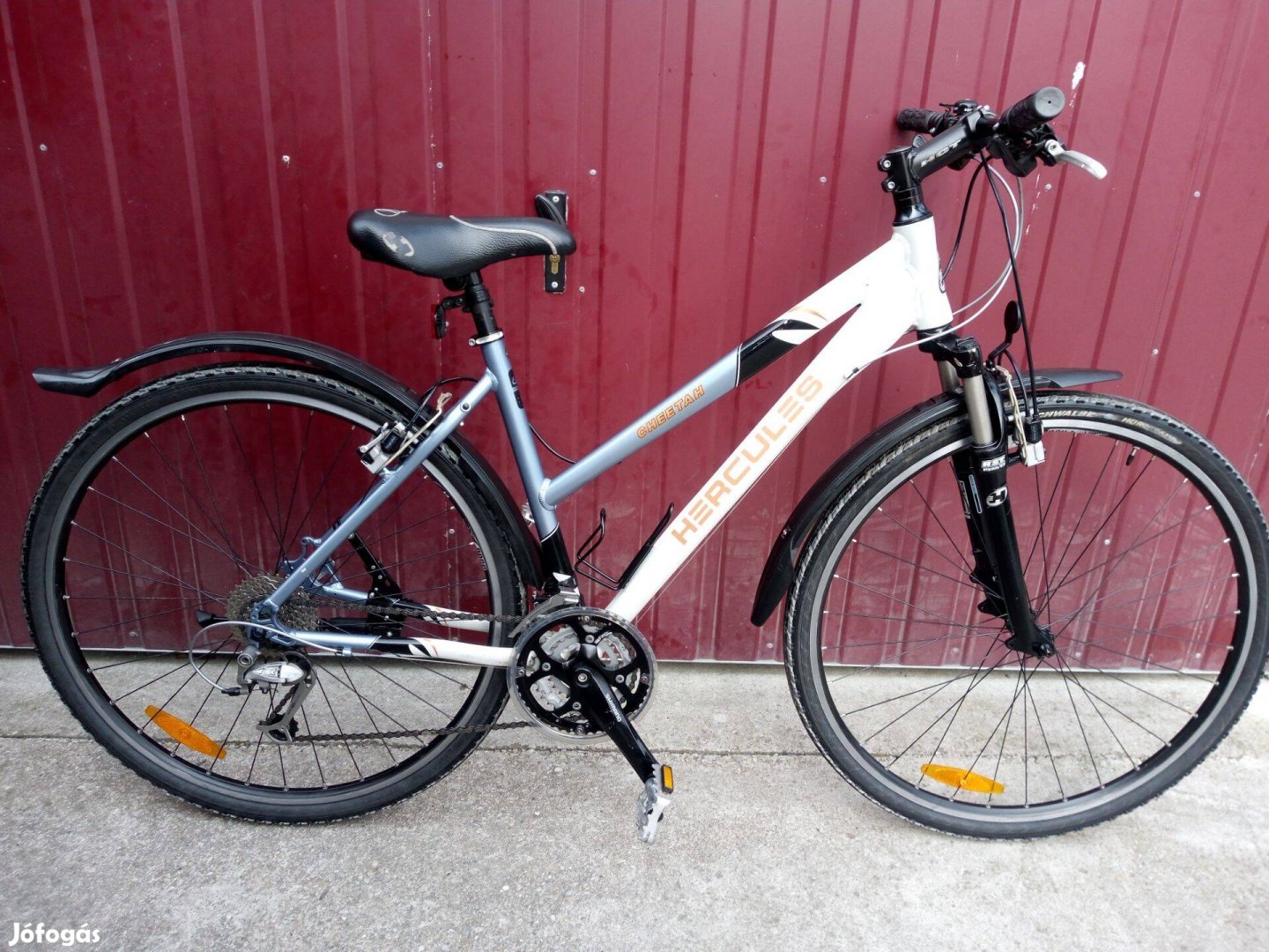 28" Hercules Deore LX 3x9 seb.alu.Magura hidr.(Szállítással)