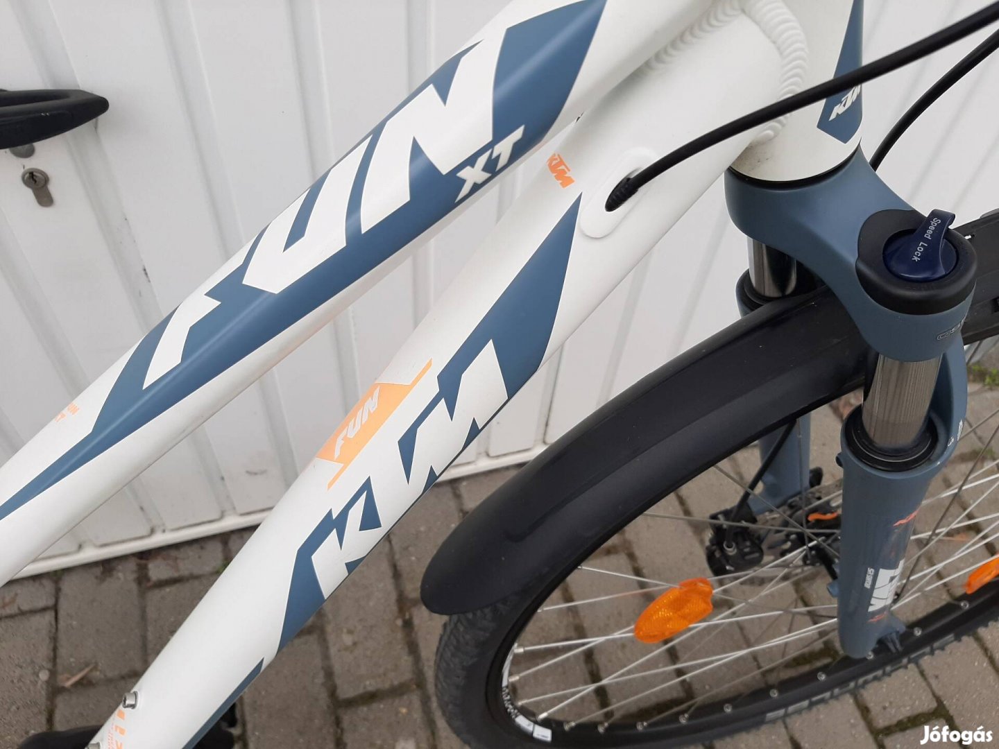 28" KTM Fun XT cross trekking kerékpár