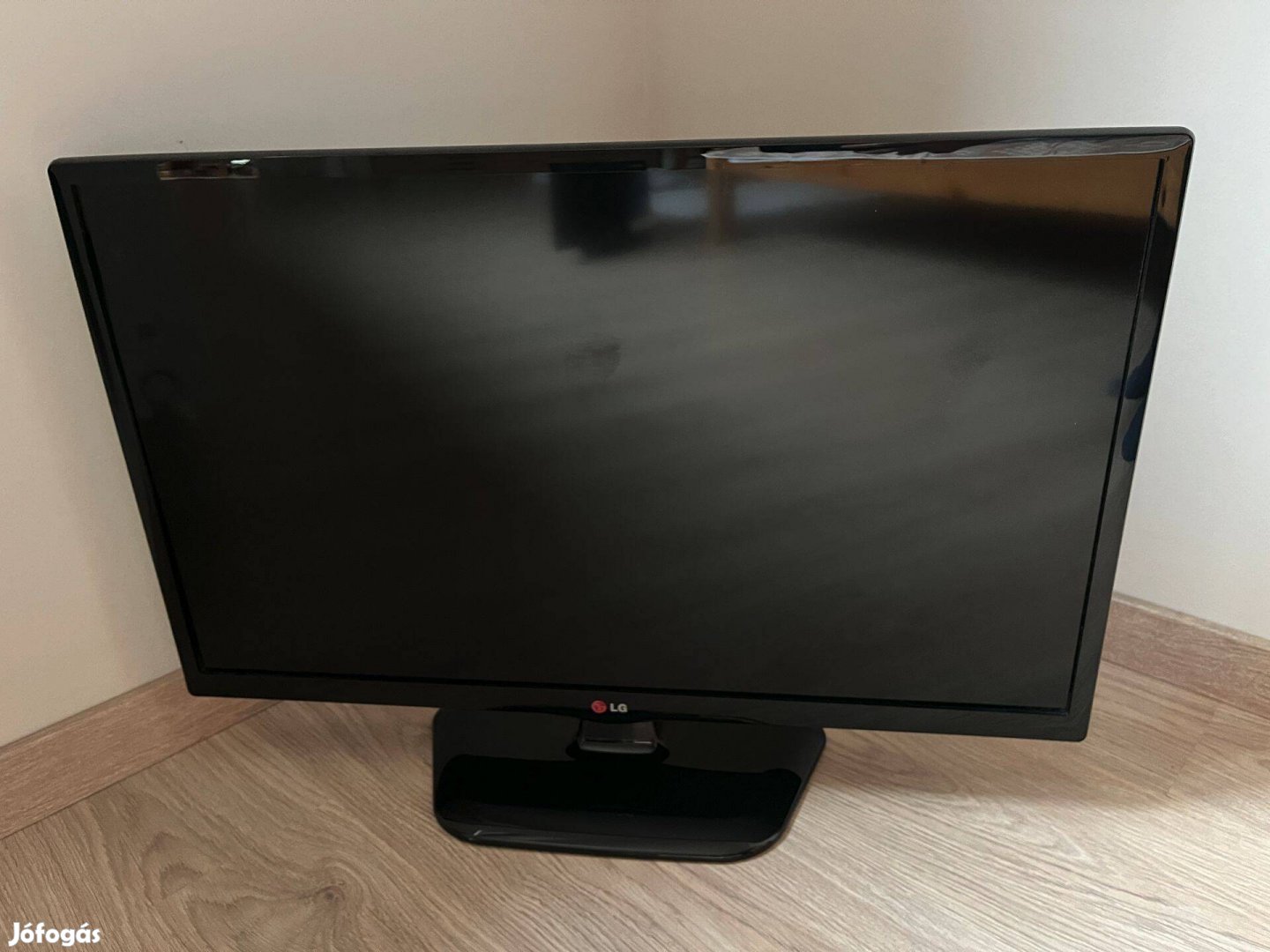 28" LG LED TV-monitor eladó