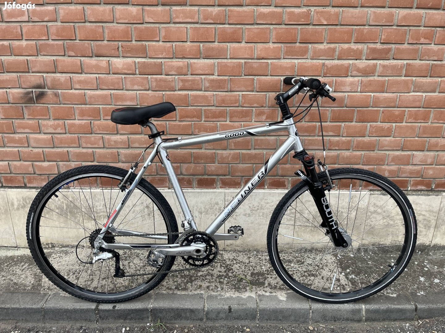 28" Neuner XT felszerelt