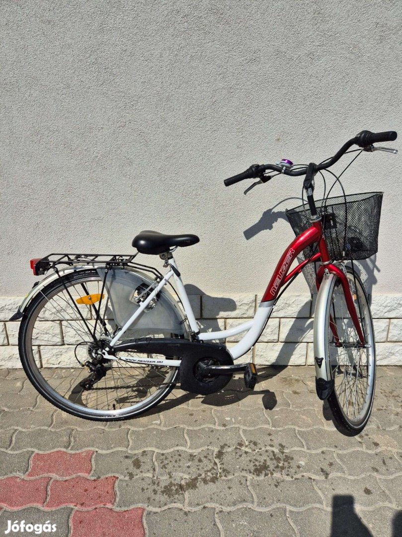 28" Neuzer City női kerékpár fémbetétes gumival alacsony váz 50 sz