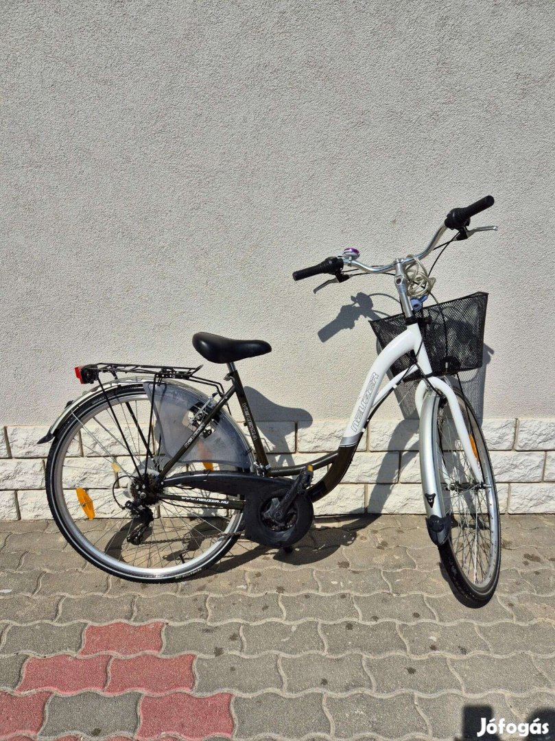 28" Neuzer City női kerékpár fémbetétes gumival dupla falu felnivel 54