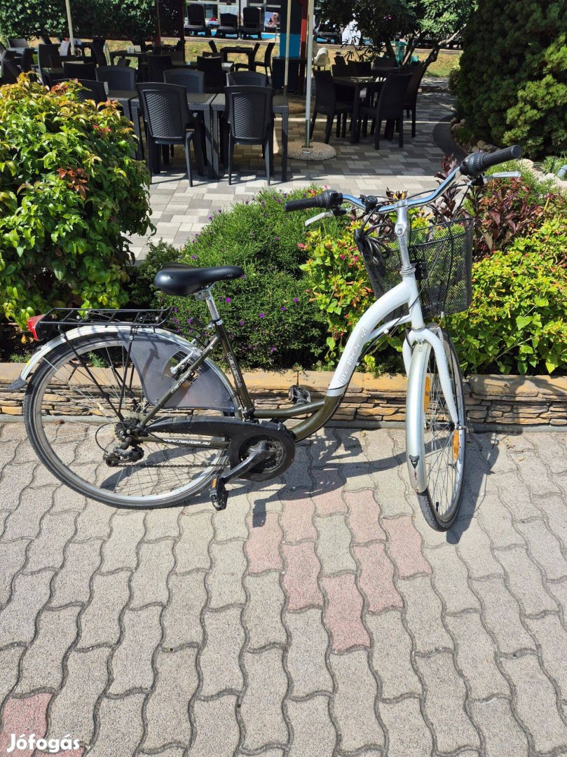 28" Neuzer City női kerékpár fémbetétes gumival ipari csapággyal 59 sz