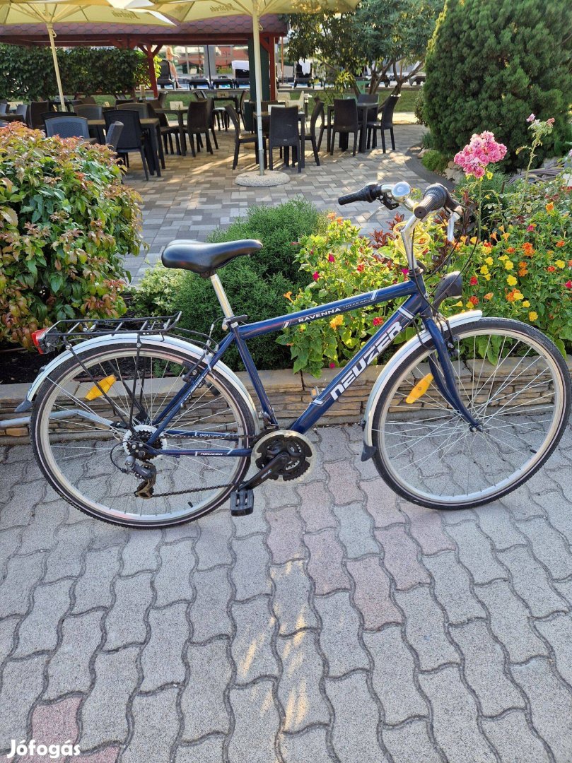 28" Neuzer Felnőtt férfi kerékpár fémbetétes gumi ipari csapágy 32 sz
