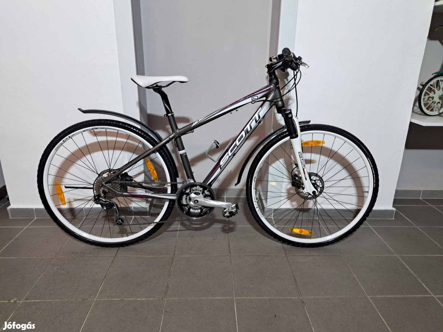 28" Scott Sportster Disc női trekking 3x9 seb. kerékpár 28-as