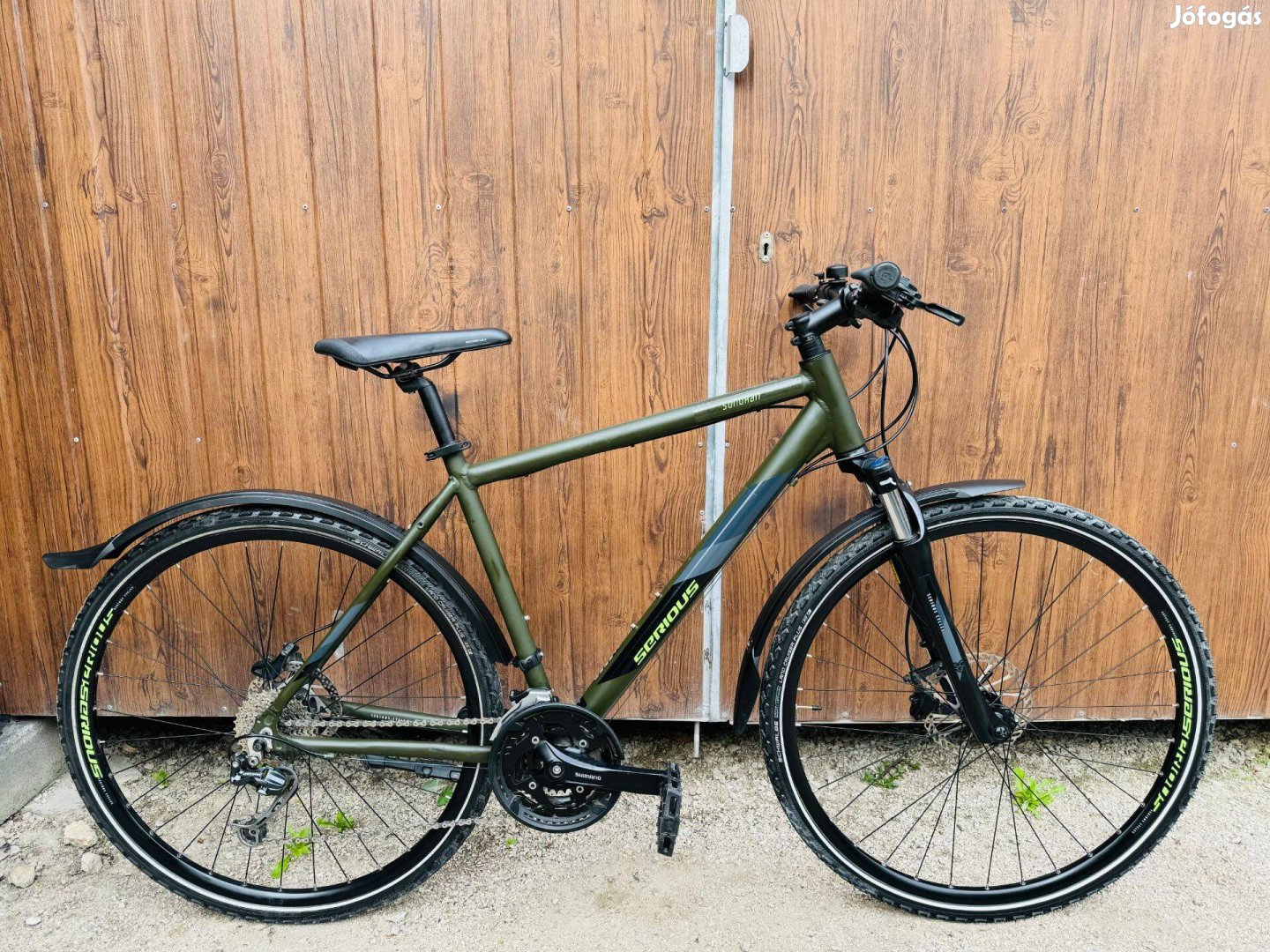 28" Serious aluvázas Trekking kerékpár Kitűnő áll!Deore/3x9/Hidrfék/