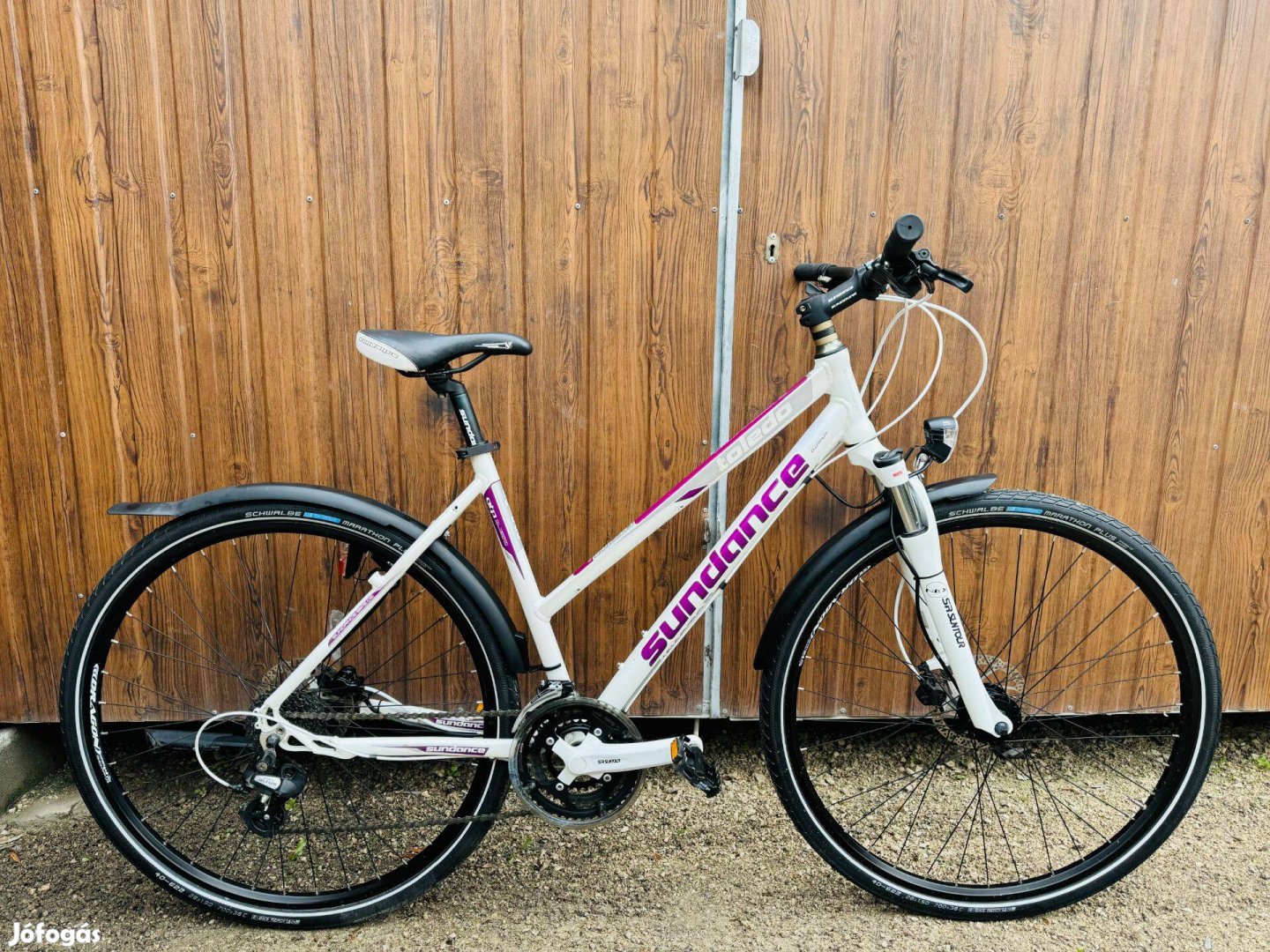 28 Sundance aluvázas kerékpár Gyönyörű!Shimano3x8sHidrfékLoc