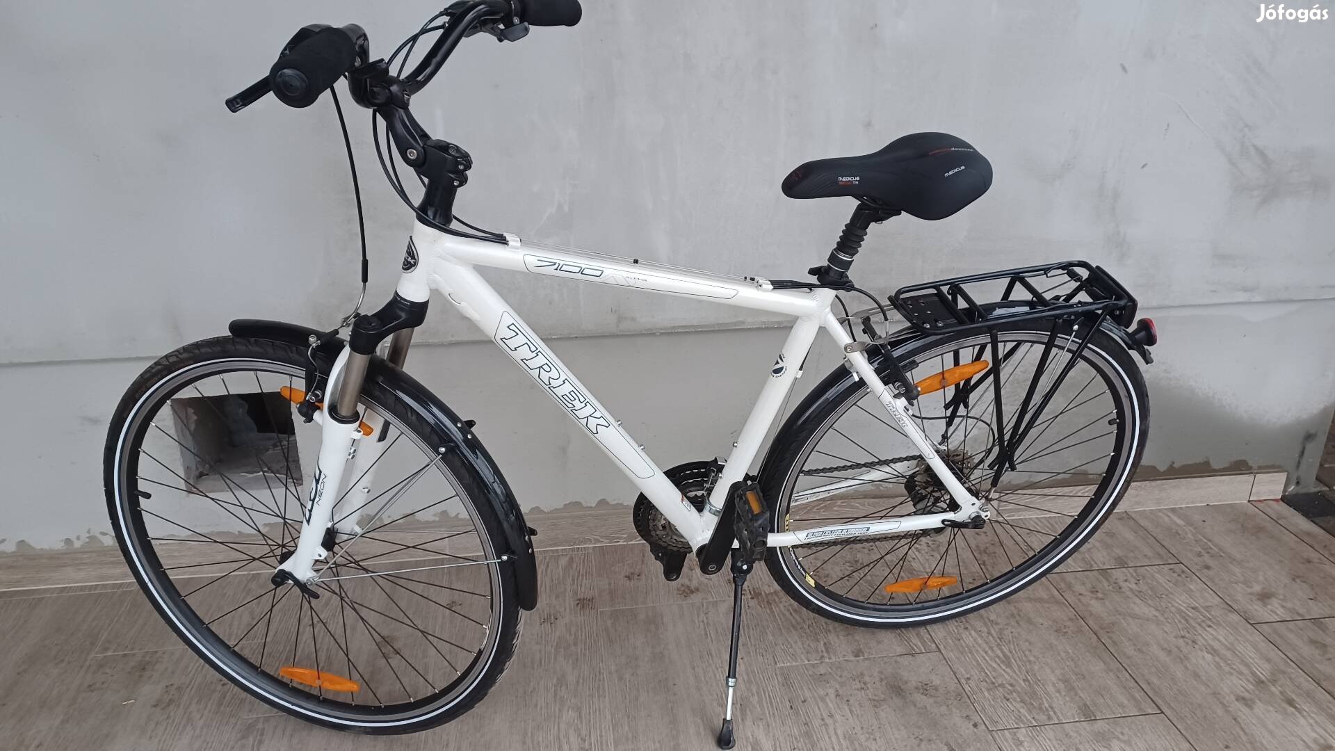 28" Trek kerékpár..