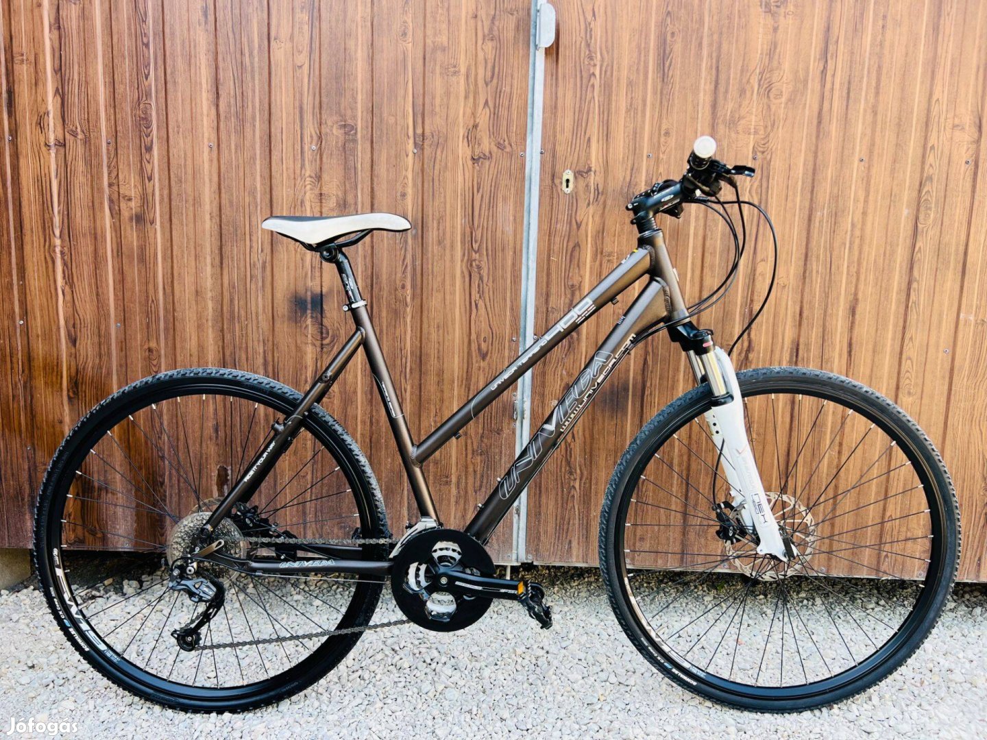 28" Univega aluvázas Trekking kerékpár Újszerű!SLX/3x9/Hidrfék/Lockout