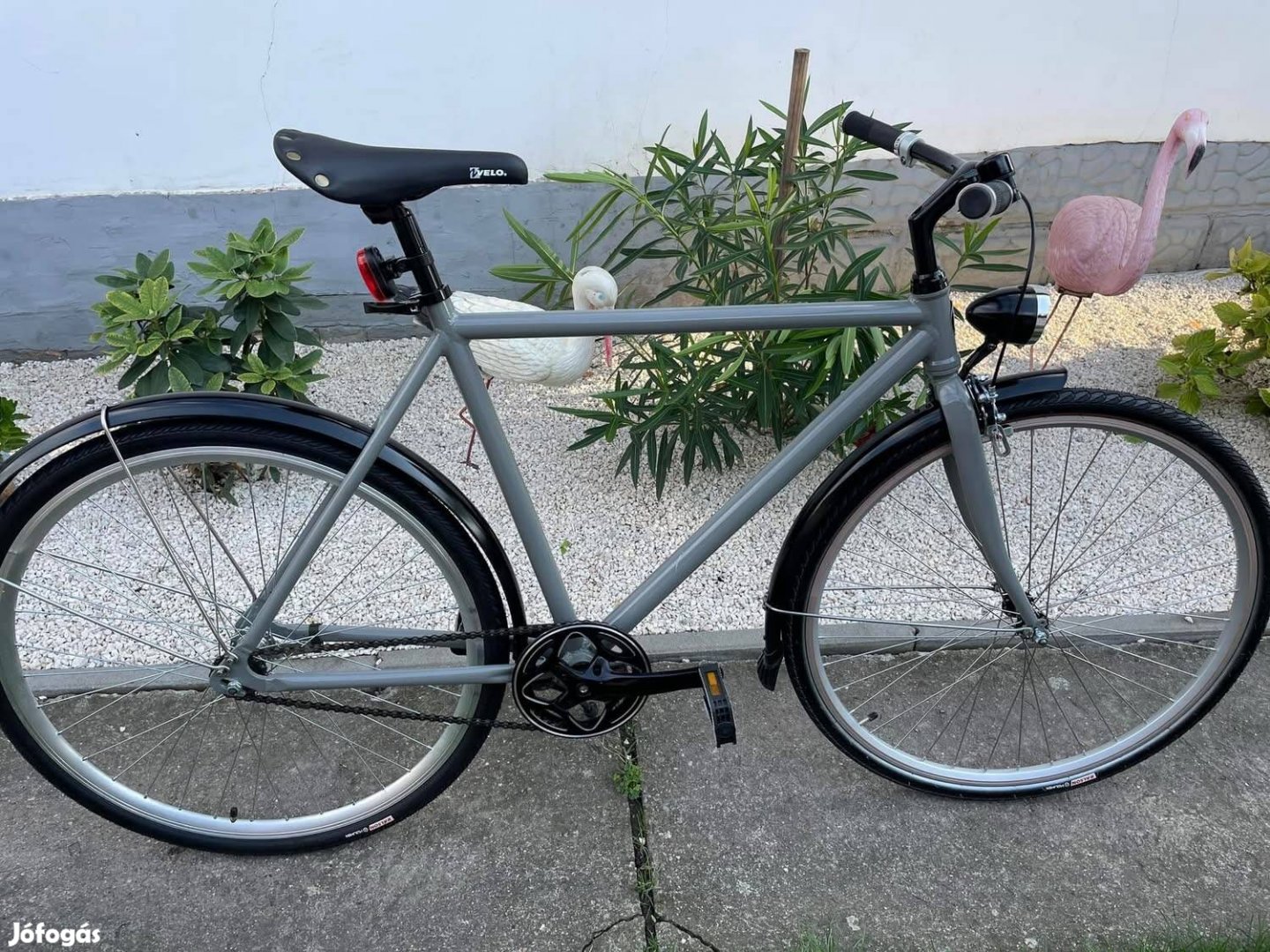 28"- os aluvázas Új holland