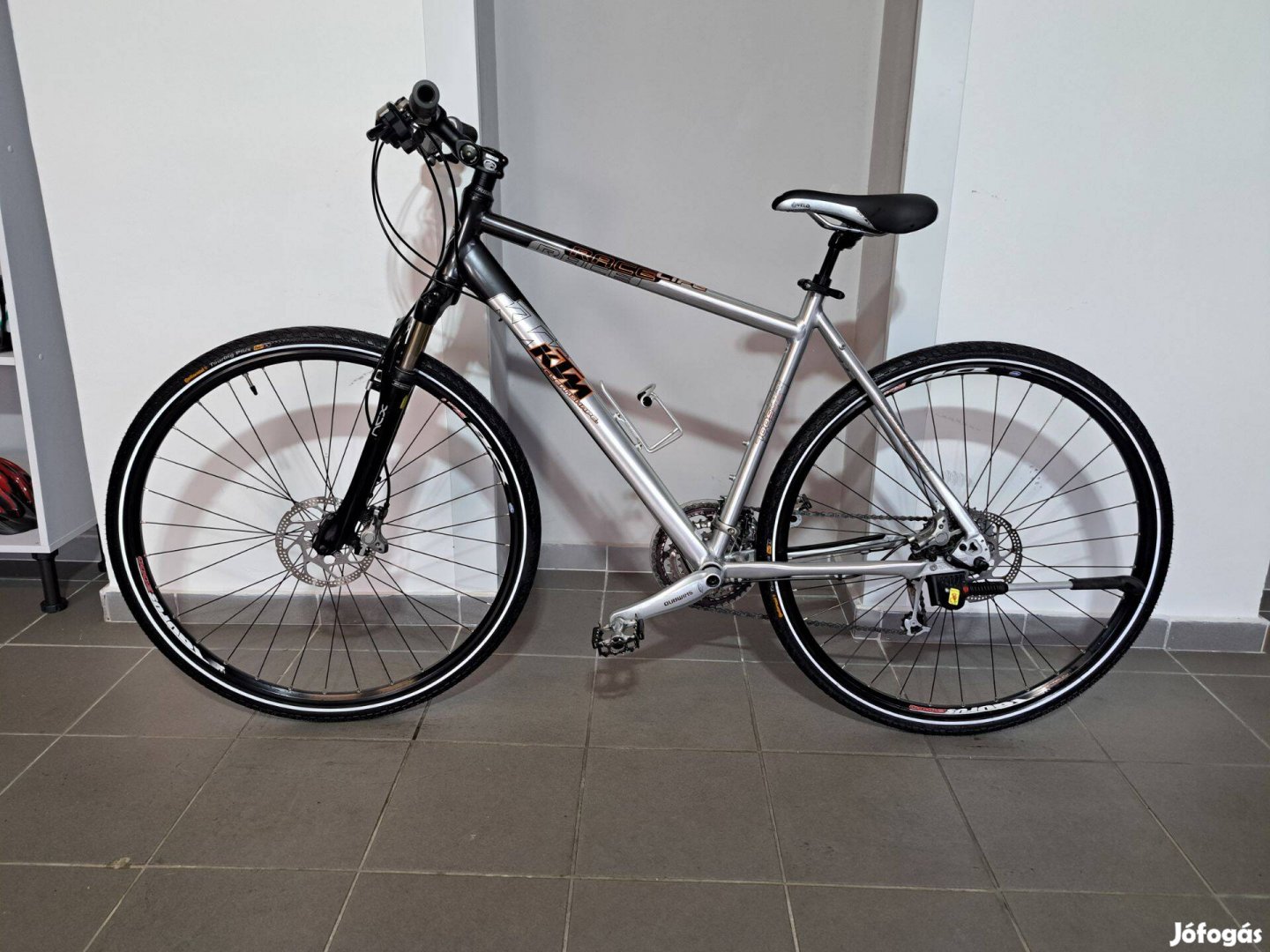 28" megkímélt Ktm Race Life Disc full LX kerékpár 28-as trekking