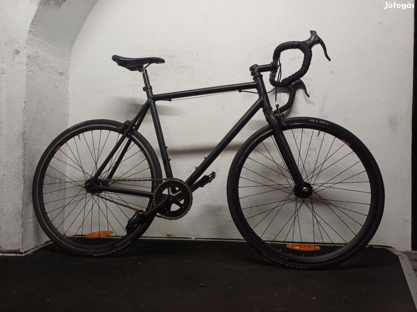 28-as Fixie Inc országúti kerékpár, bicikli Szervizelve