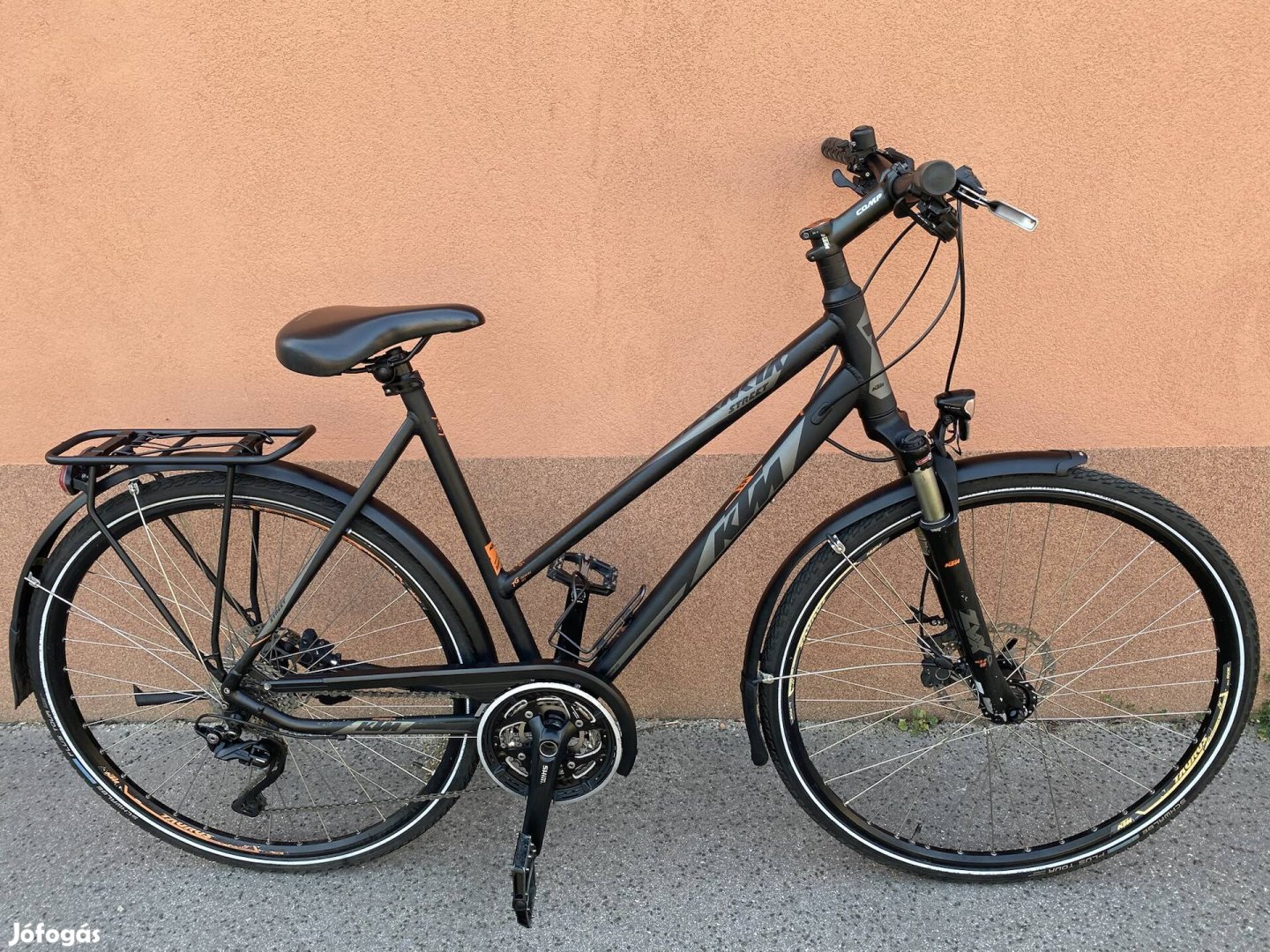 28-as,KTM,Agydinamos,Tárcsafékes,3x10,Full Deore xt,slx.