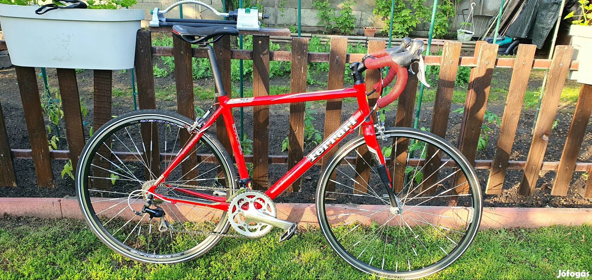 28-as Országúti kerékpár. Shimano 105 szett