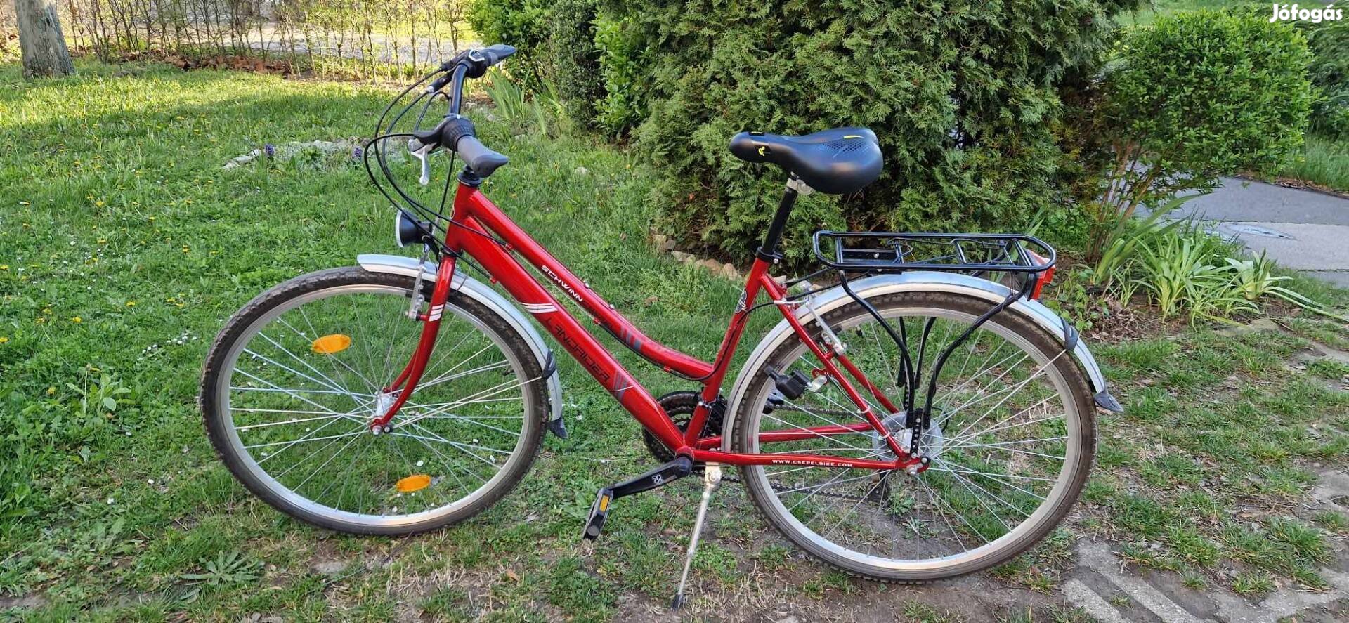 28-as Schwinn Landrider női kerékpár 