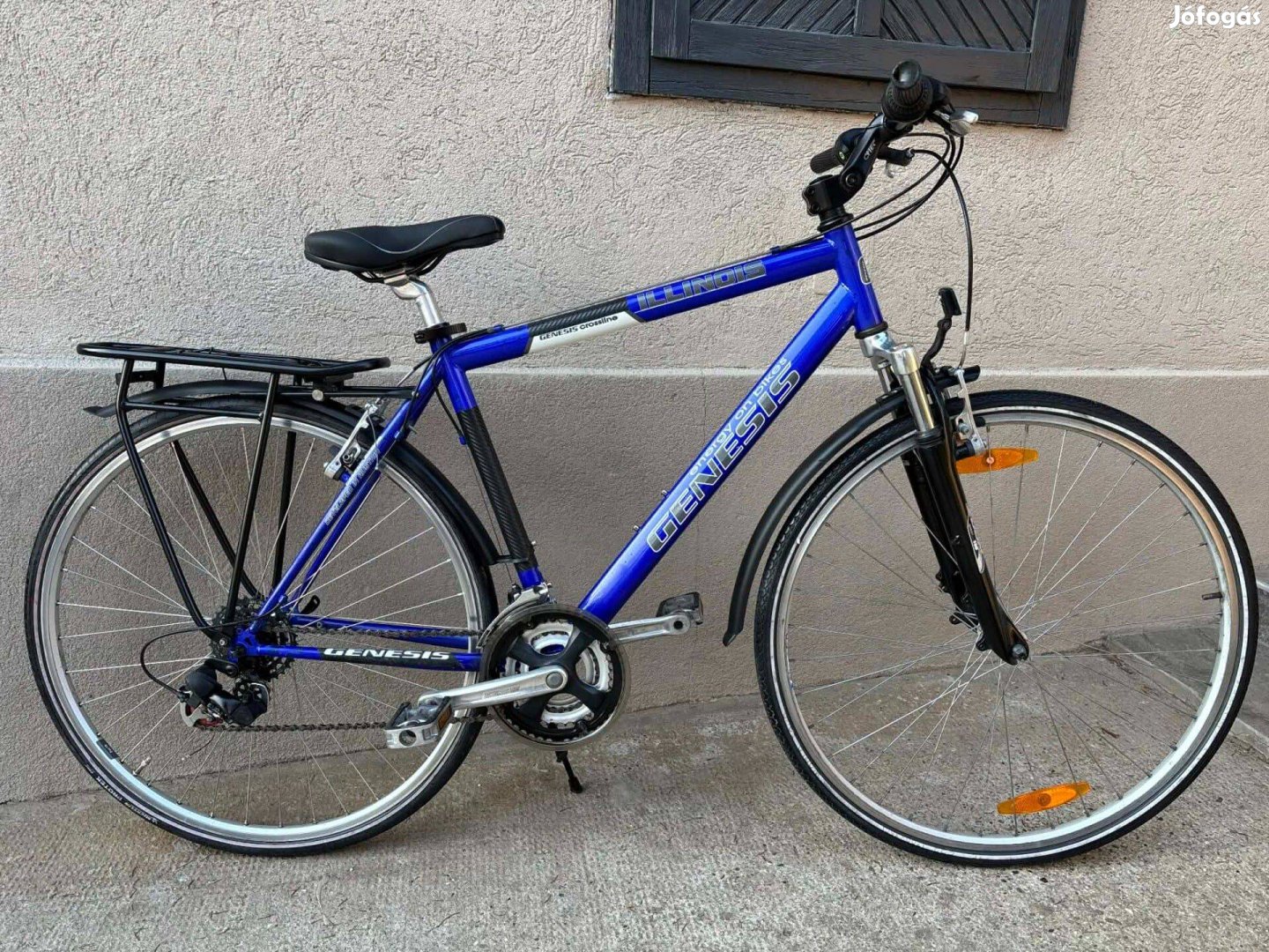 28-as, Genesis Illinois trekking kerékpár. Garanciával,