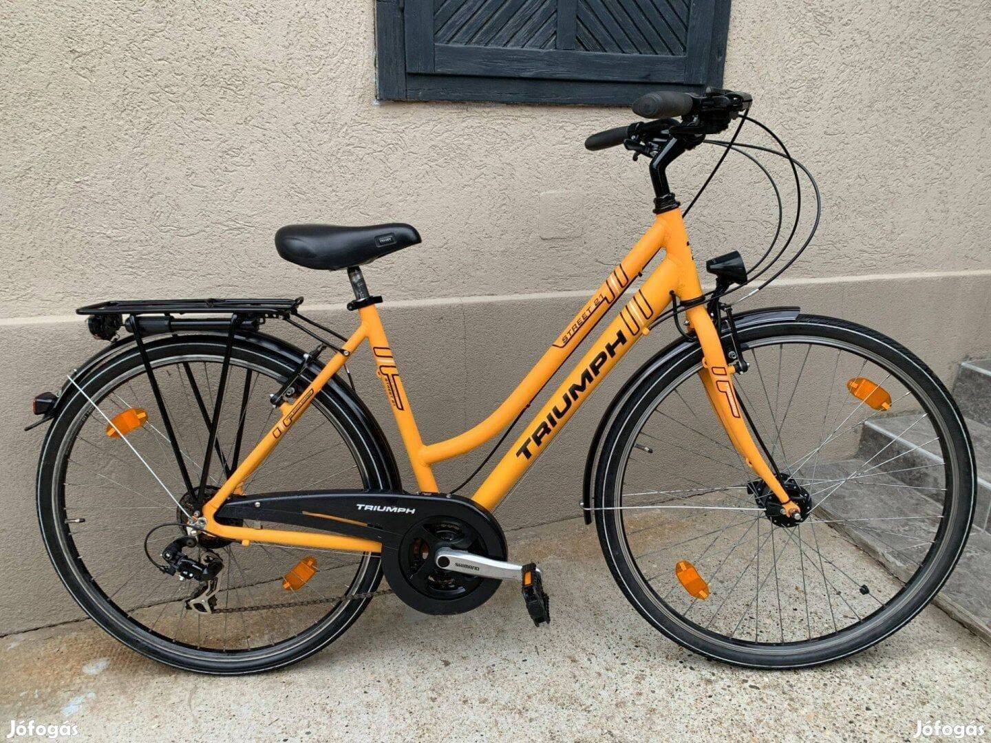 28-as, Triumph trekking kerékpár. Menetkészen, garanciával