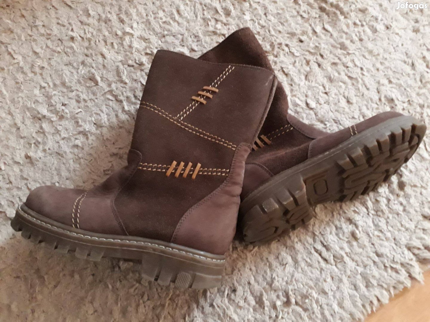 28-as csizma gyereknek