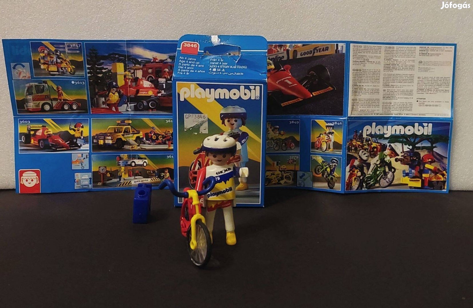 28 éves Playmobil 3846 bicigli kerékpár ember figura