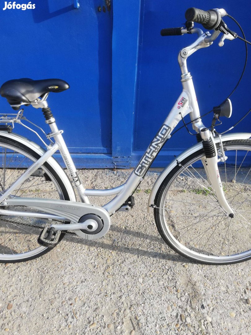 28"női 7 seb. agyváltós, aluvázas kerékpár eladó!